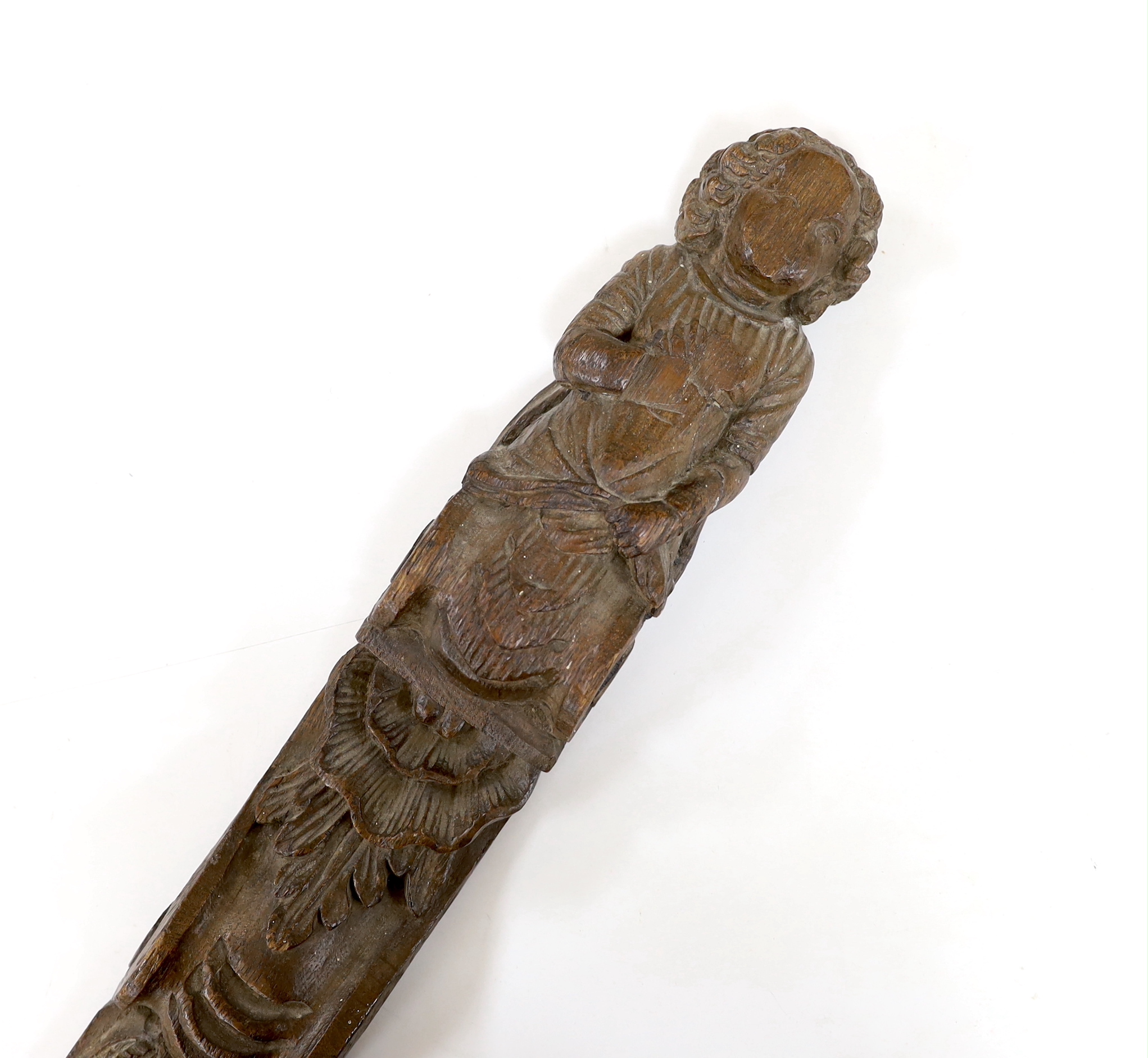 An 18th century carved oak appliqué, 70cm